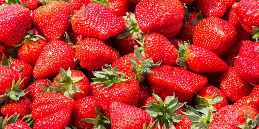 buah strawberry