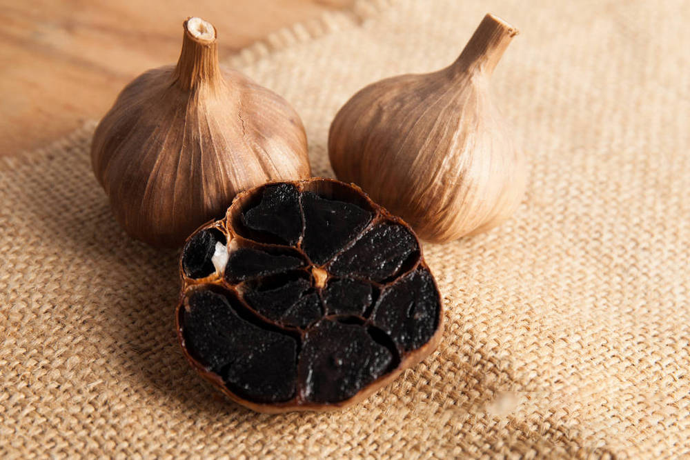 Black Garlic Cloves-66