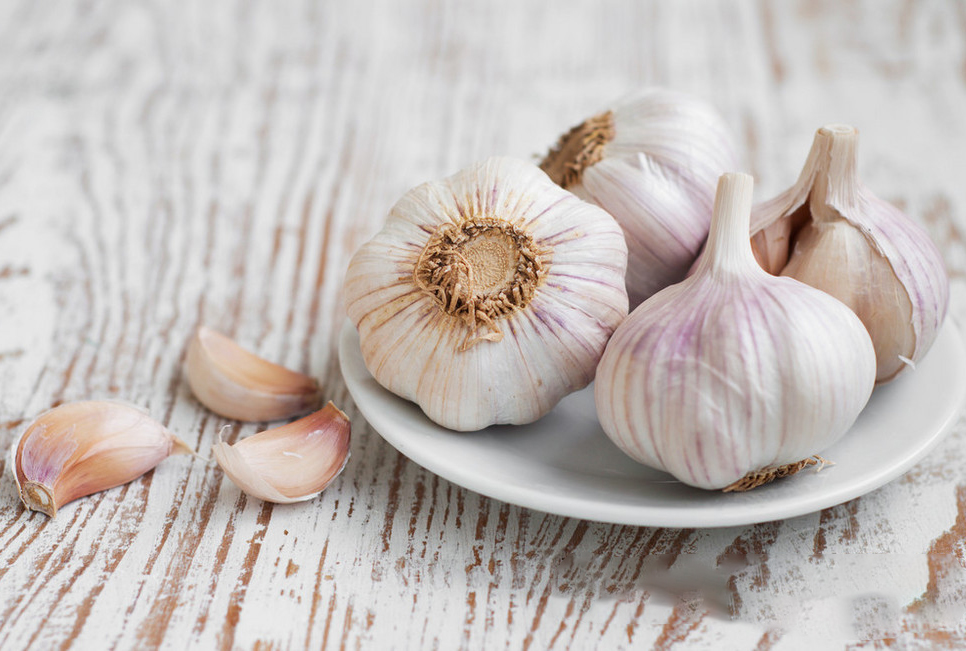 Organic Dried Garlic